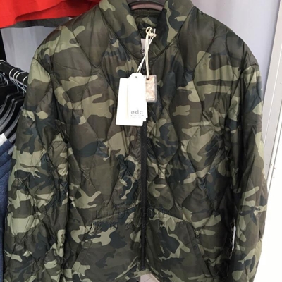 運(yùn)動(dòng)品牌-棉衣/羽絨-運(yùn)動(dòng)棉服
