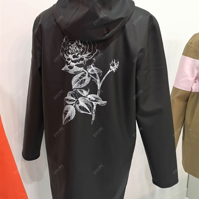 商場品牌-外套-【Pitti Uomo展】休閑中長外套