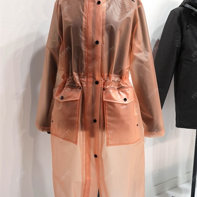 商場品牌-外套-【Pitti Uomo展】休閑中長外套