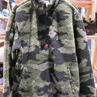 戶外品牌-T恤-【Pitti Uomo男裝展】男戶外T恤