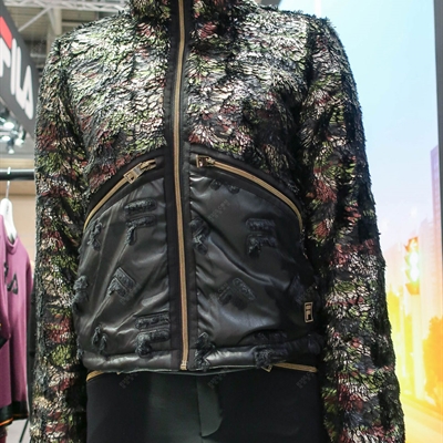 運動品牌-外套-【展會】女運動單衣