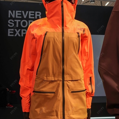 戶外品牌-滑雪服-【展會】女戶外外滑雪套裝
