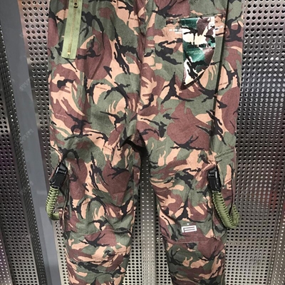 商場品牌-潮褲-潮褲