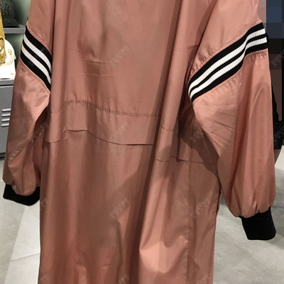 運動品牌-外套-【實拍】女運動單衣
