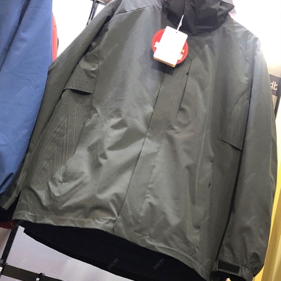 戶外品牌-戶外外套-【南京戶外展】男戶外沖鋒衣