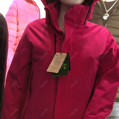 戶外品牌-戶外外套-【南京戶外展】女戶外沖鋒衣