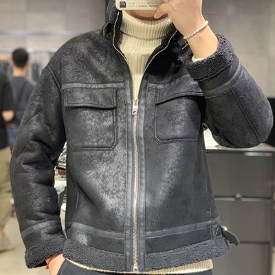 市場上裝-皮衣-時尚商務皮衣