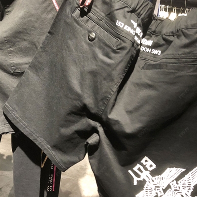 商場品牌-潮褲-潮褲【實拍】