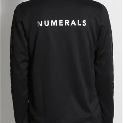 運動品牌-外套-男運動單衣【聯名款NUMERALS x WARRIX】