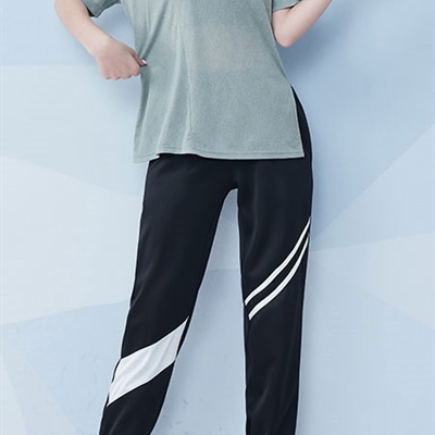 運(yùn)動品牌-套裝-女運(yùn)動套裝