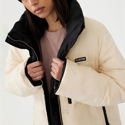 運動品牌-棉衣/羽絨-女運動棉服