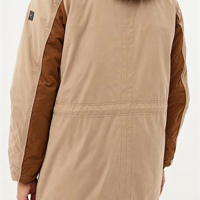 市場上裝-棉衣/羽絨服-商務棉服