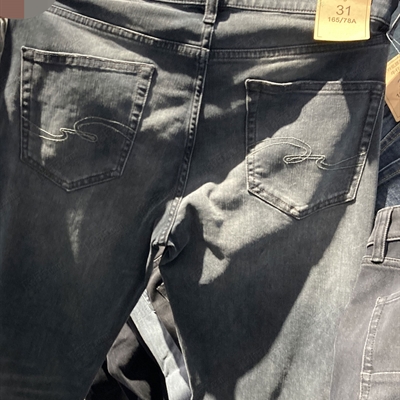 商場品牌-牛仔褲-牛仔褲