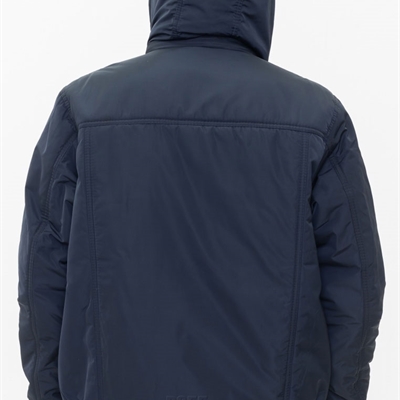 市場上裝-棉衣/羽絨服-商務棉服