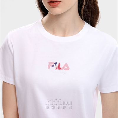 運(yùn)動(dòng)品牌-T恤-女運(yùn)動(dòng)T恤