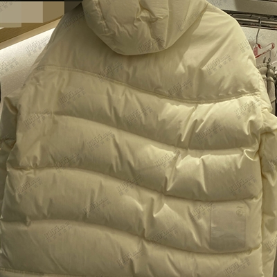 運(yùn)動(dòng)品牌-棉衣/羽絨-女運(yùn)動(dòng)棉服【實(shí)拍】