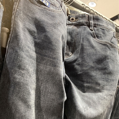 商場品牌-牛仔褲-牛仔褲