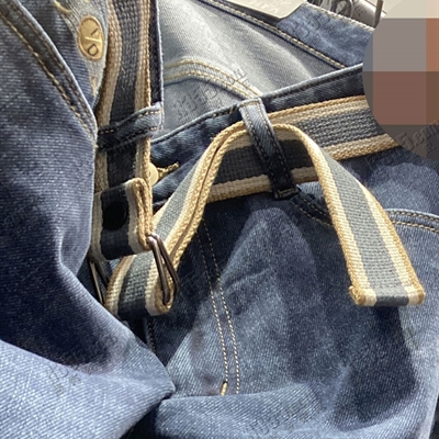 商場品牌-牛仔褲-牛仔褲