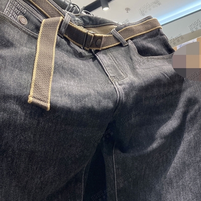 商場品牌-牛仔褲-牛仔褲