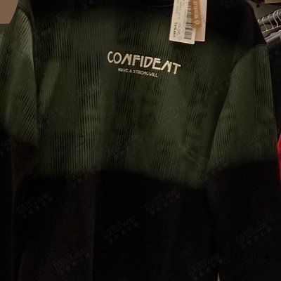 商場品牌-套頭-衛衣