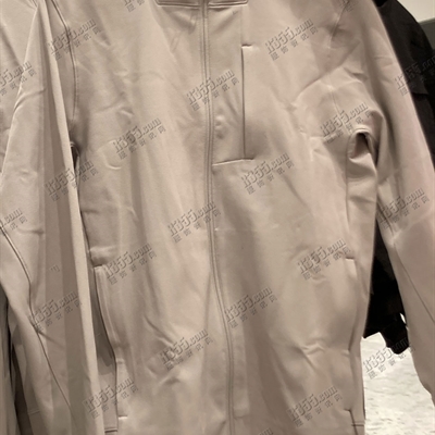 運(yùn)動(dòng)品牌-外套-男運(yùn)動(dòng)單衣【實(shí)拍】