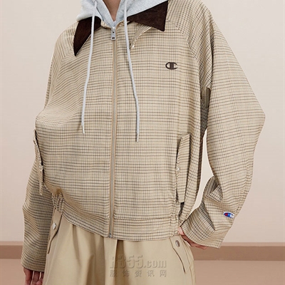 運(yùn)動品牌-外套-女運(yùn)動單衣