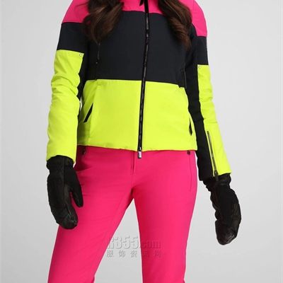 戶外品牌-滑雪服-女戶外滑雪服