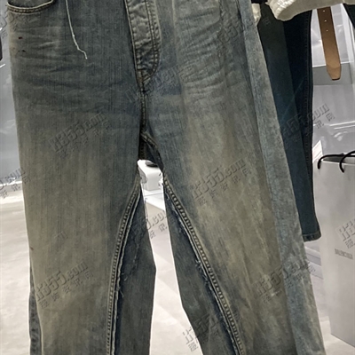商場品牌-牛仔褲-牛仔褲