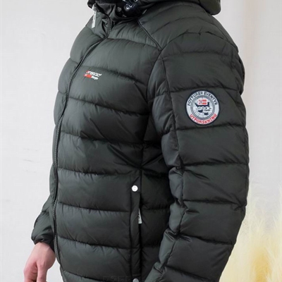 市場上裝-棉衣/羽絨服-商務棉服