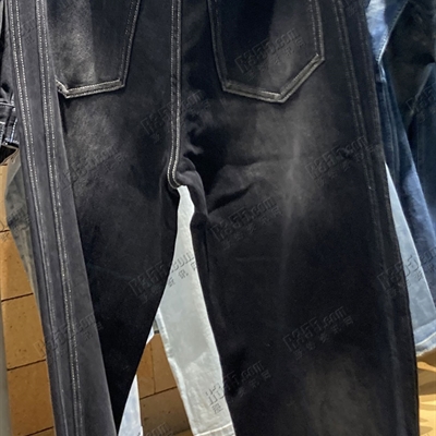 商場品牌-牛仔褲-牛仔褲