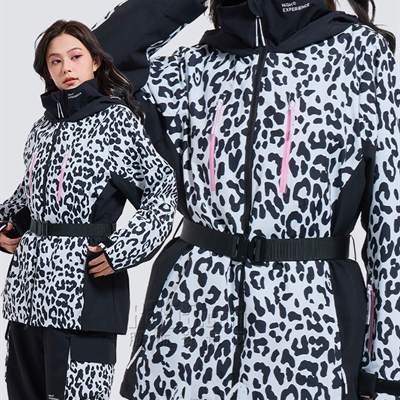 戶外品牌-滑雪服-女戶外滑雪服