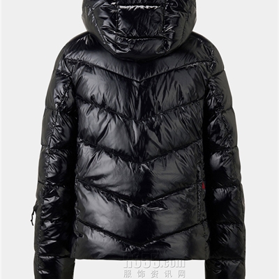 戶外品牌-滑雪服-女戶外滑雪服