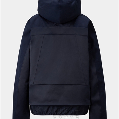 戶外品牌-滑雪服-女戶外滑雪服