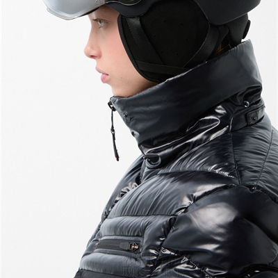 戶外品牌-滑雪服-女戶外滑雪服