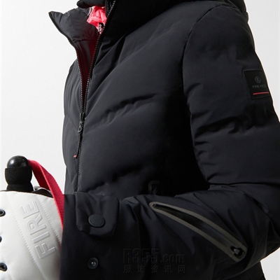戶外品牌-滑雪服-女戶外滑雪服