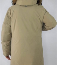 市場上裝-棉衣/羽絨服-商務(wù)棉服